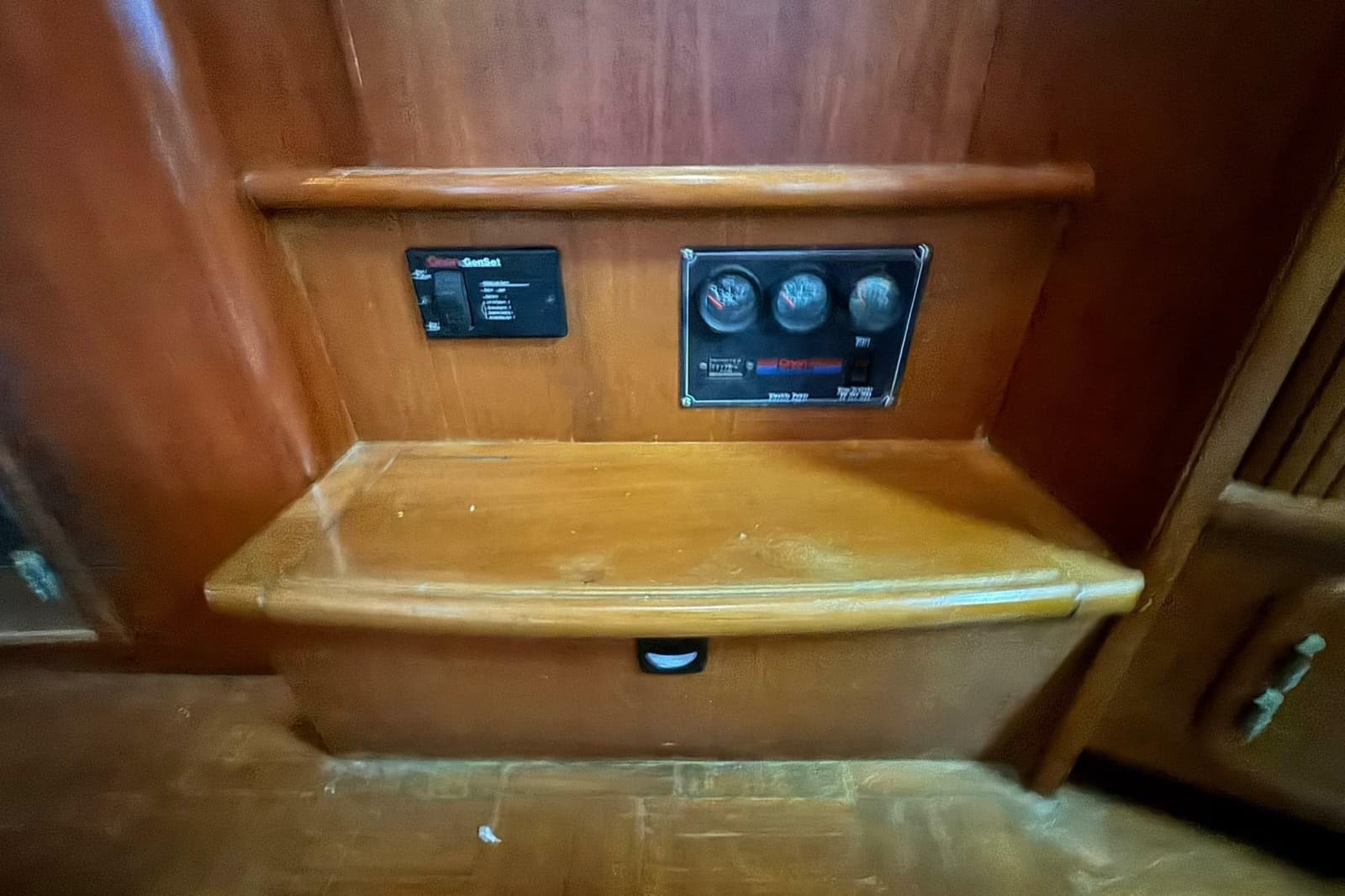 1991 DeFever 44 - Photo 46