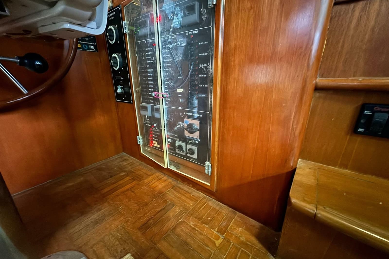 1991 DeFever 44 - Photo 47