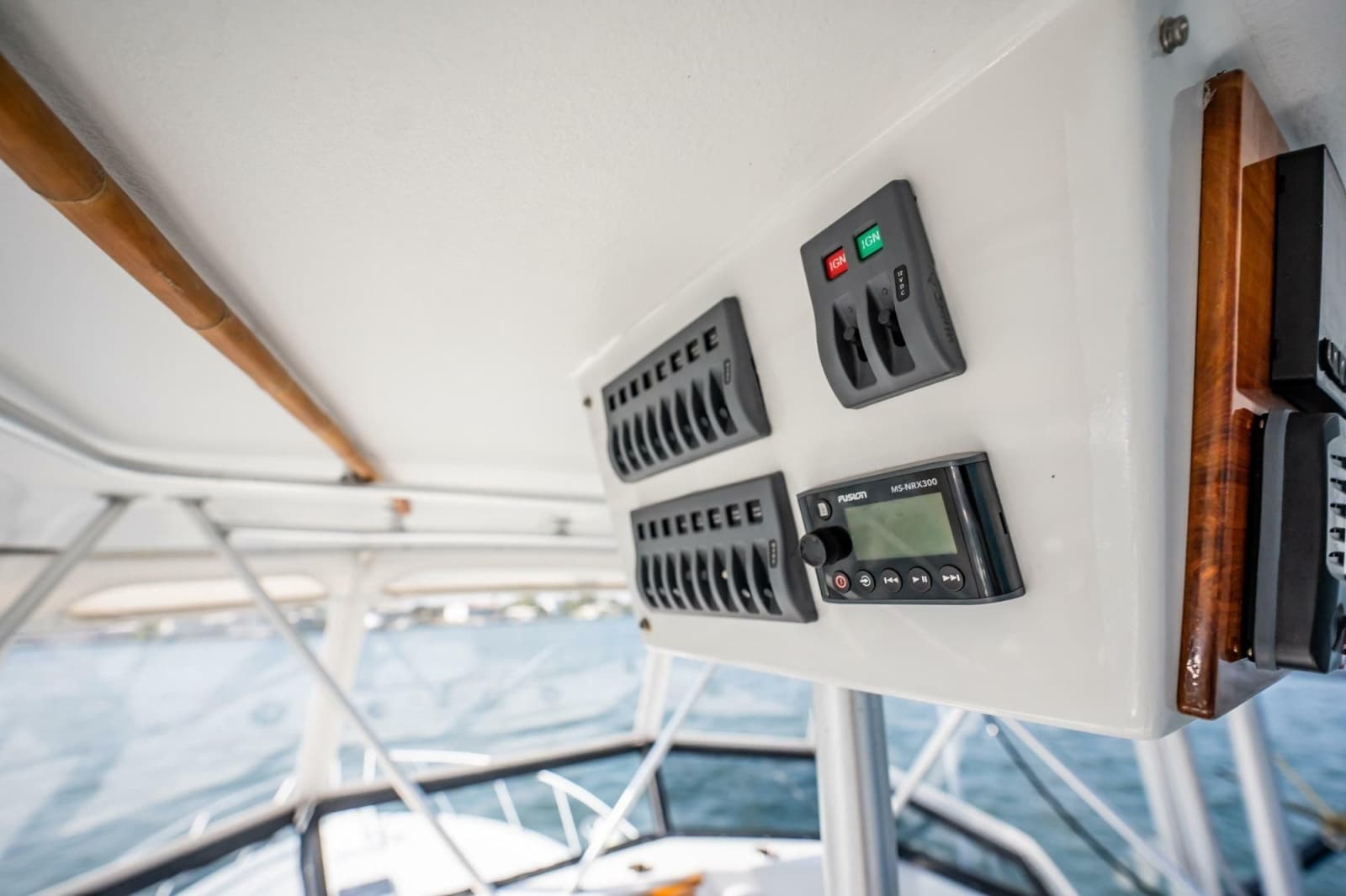 1991 Jersey 42 Convertible Sportfisherman - Photo 40