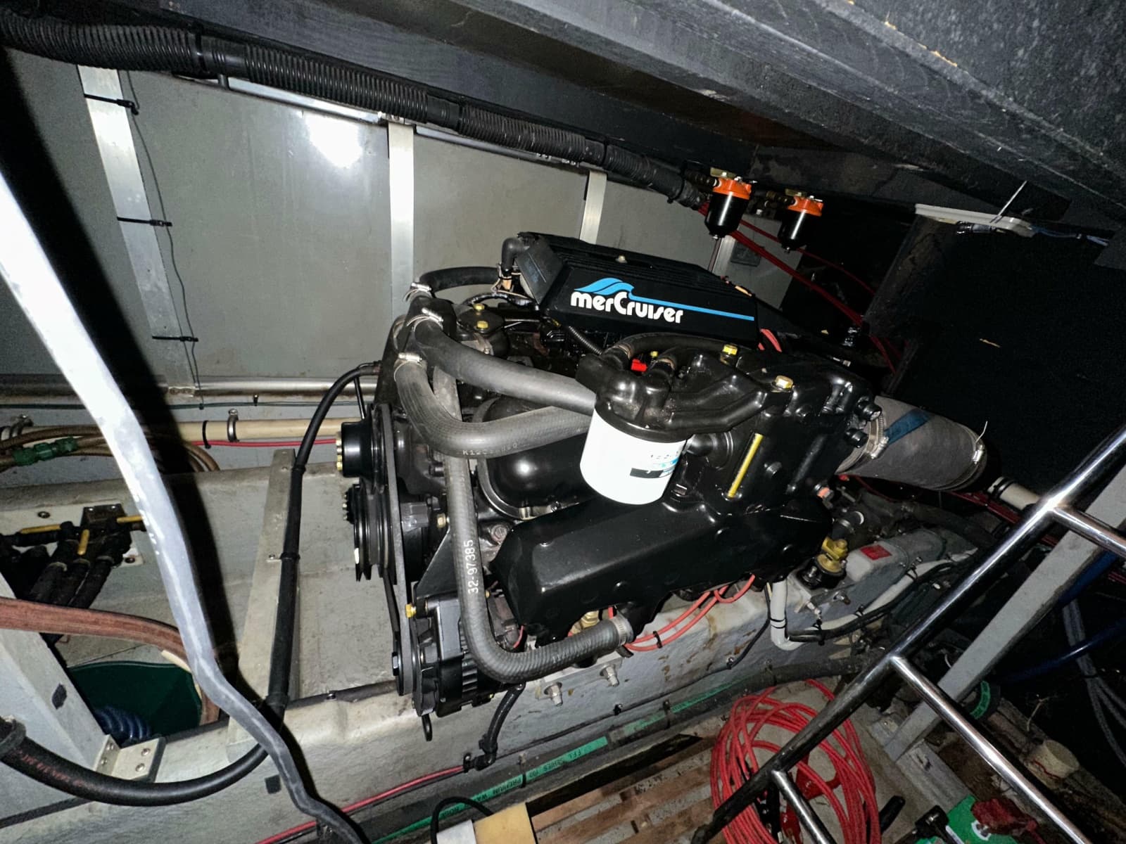 1991 Sea Ray 380 Aft Cabin - Photo 23