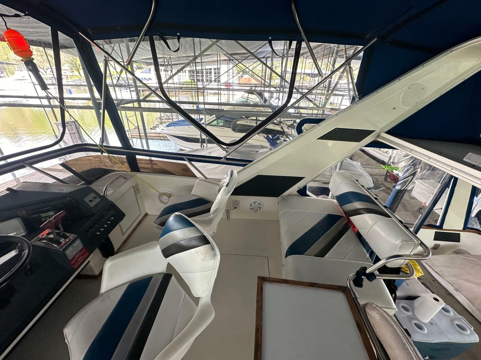 1991 Sea Ray 380 Aft Cabin - Photo 5