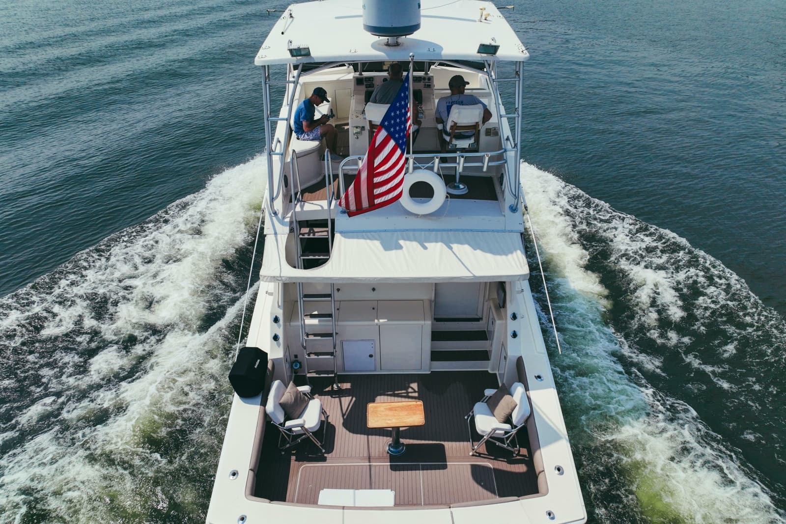 1990 Viking 53 Convertible - Photo 21