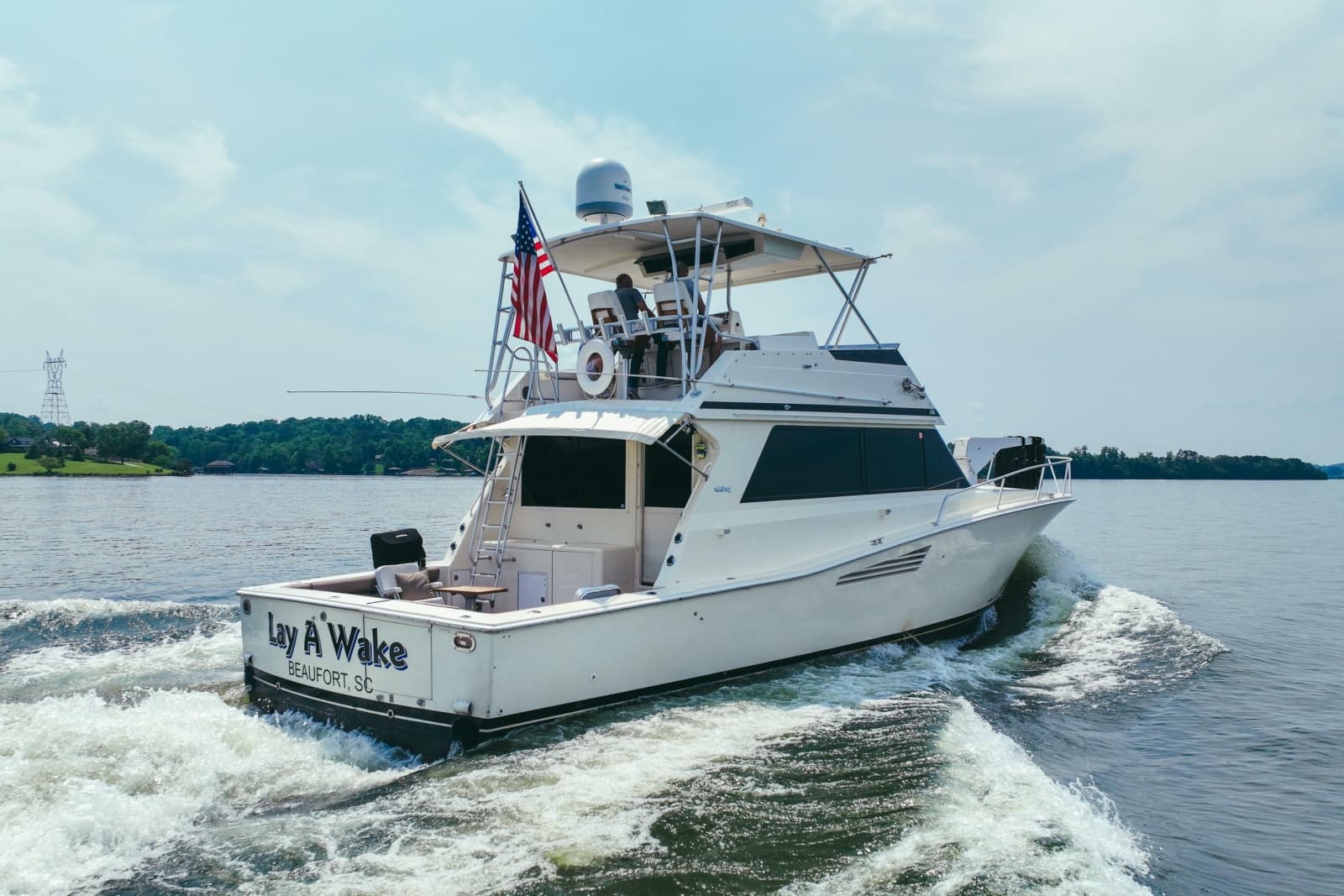 1990 Viking 53 Convertible - Photo 2