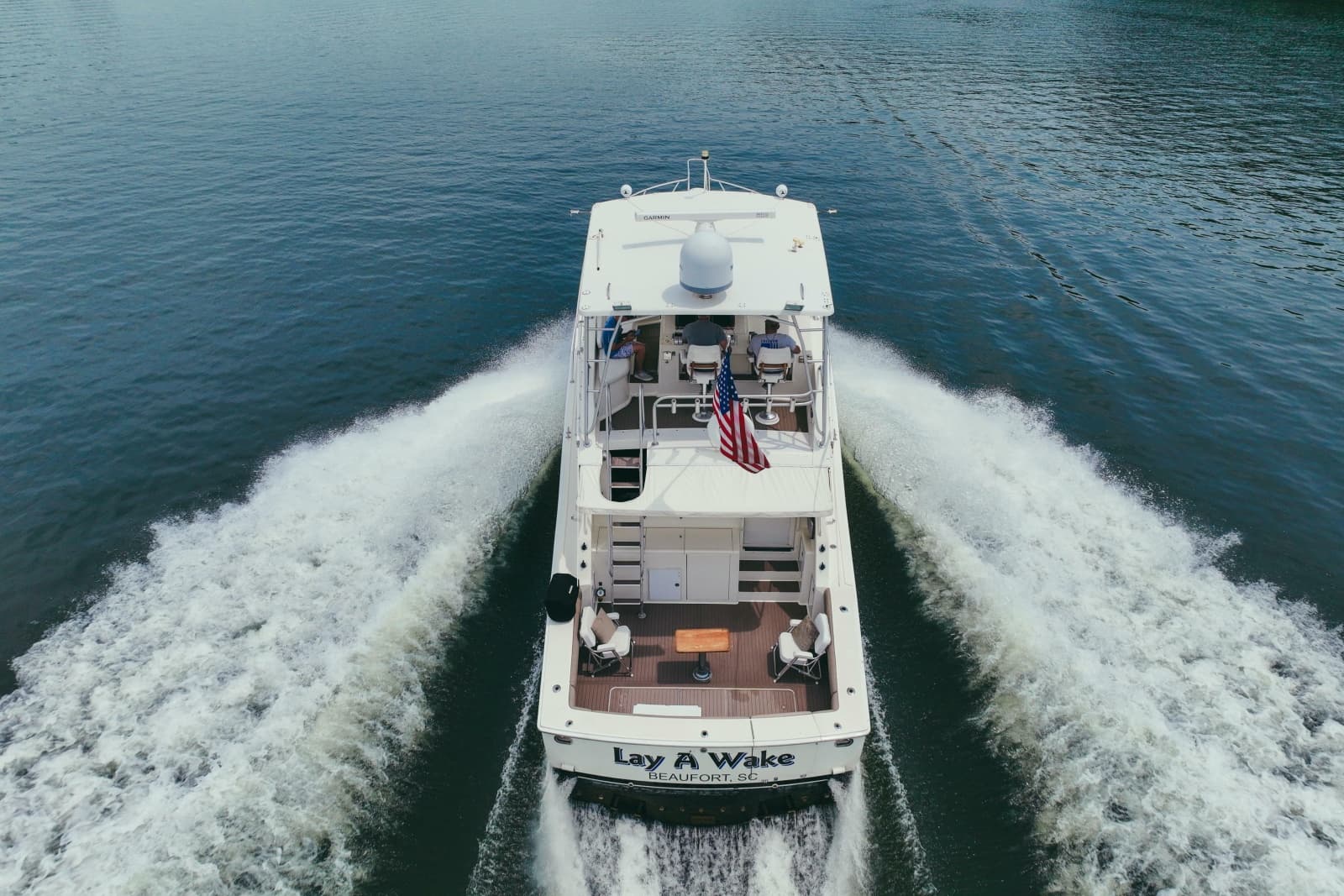 1990 Viking 53 Convertible - Photo 4