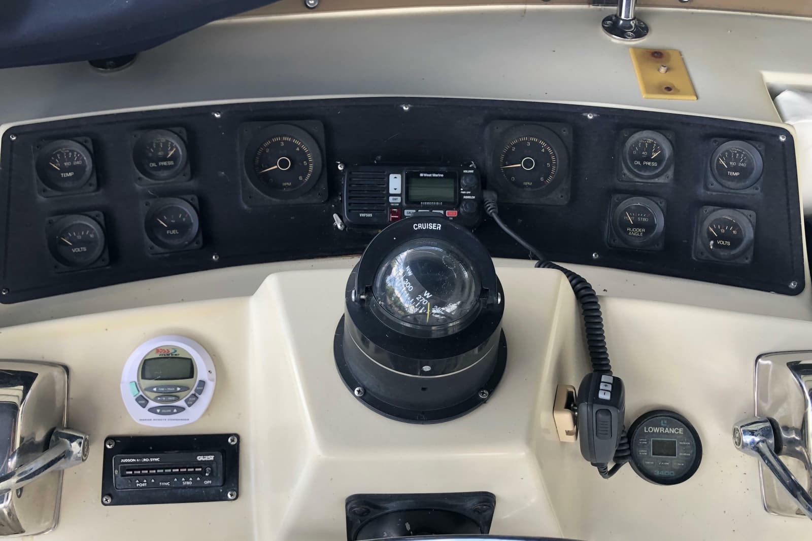 1989 Bluewater Yachts 55' Coastal Cruiser - Photo 35
