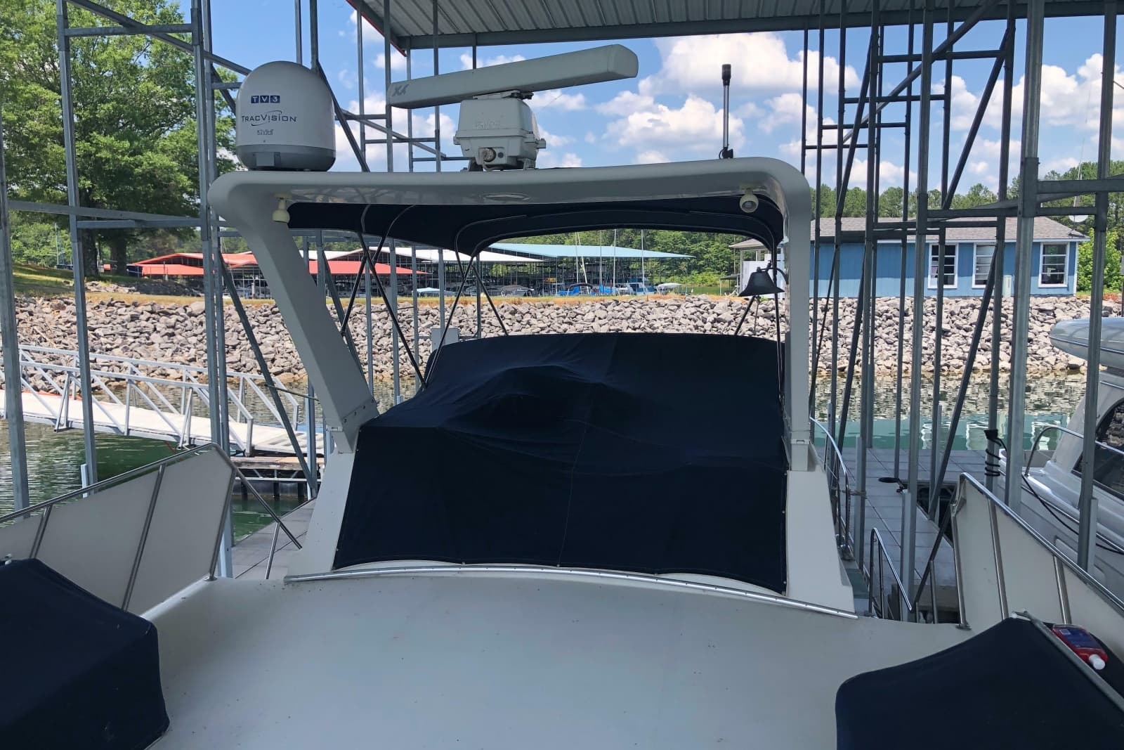1989 Bluewater Yachts 55' Coastal Cruiser - Photo 30