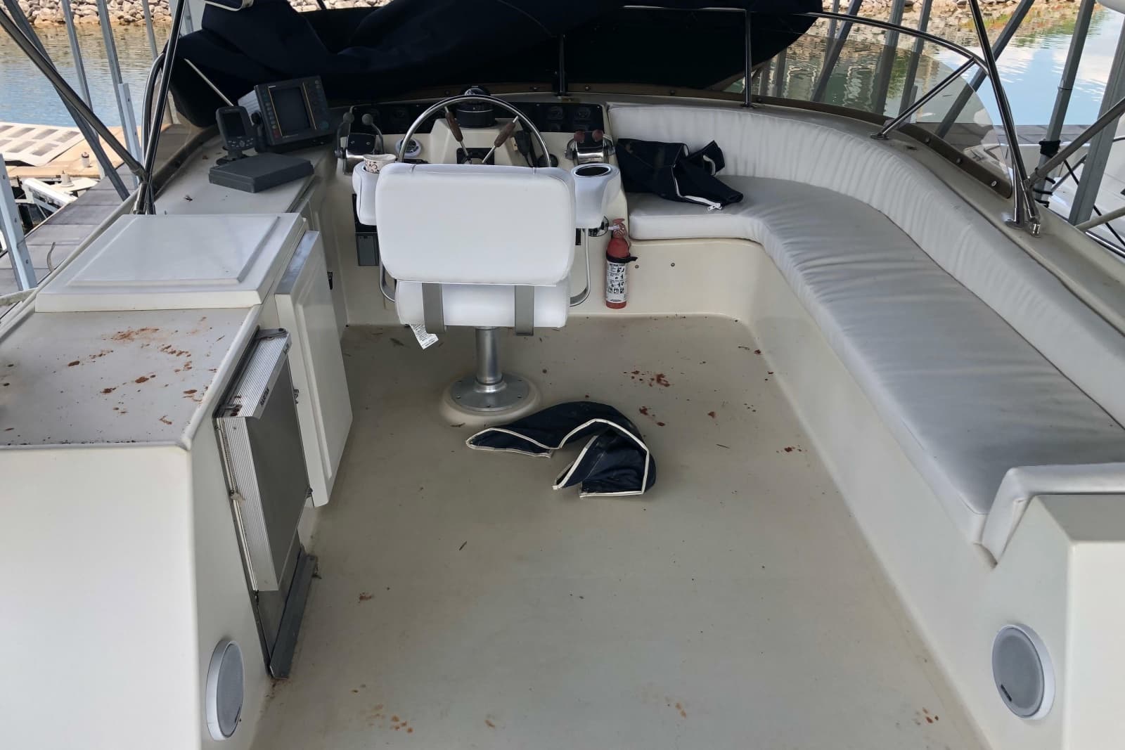1989 Bluewater Yachts 55' Coastal Cruiser - Photo 32