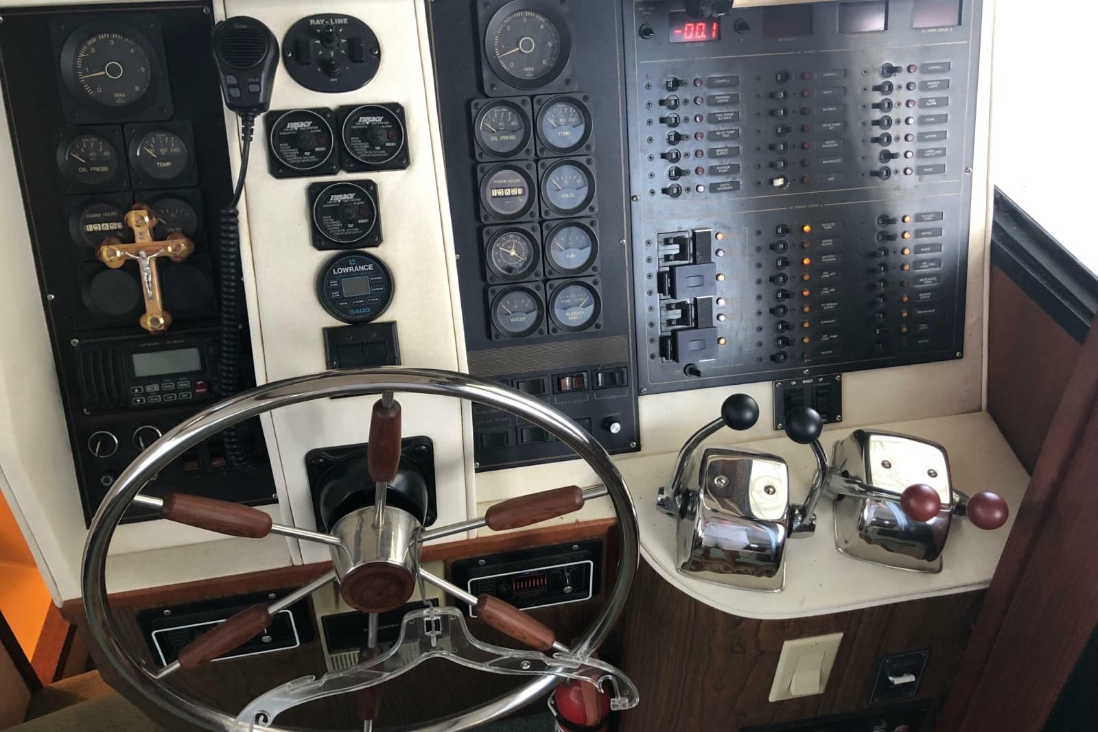 1989 Bluewater Yachts 55' Coastal Cruiser - Photo 45