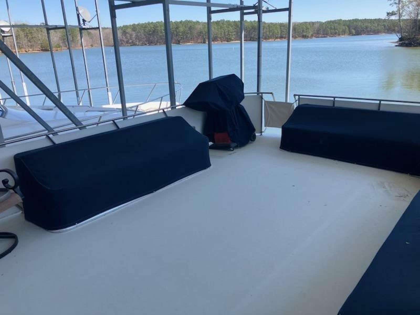 1989 Bluewater Yachts 55' Coastal Cruiser - Photo 3