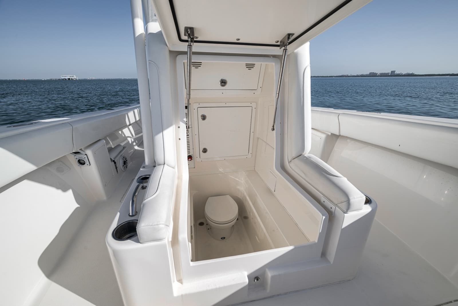 2023 SeaVee 290B - Photo 47