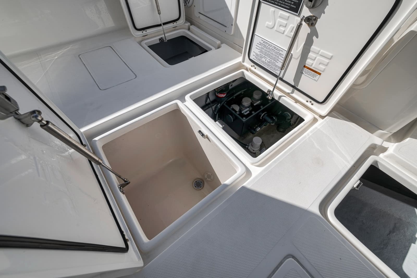 2023 SeaVee 290B - Photo 54