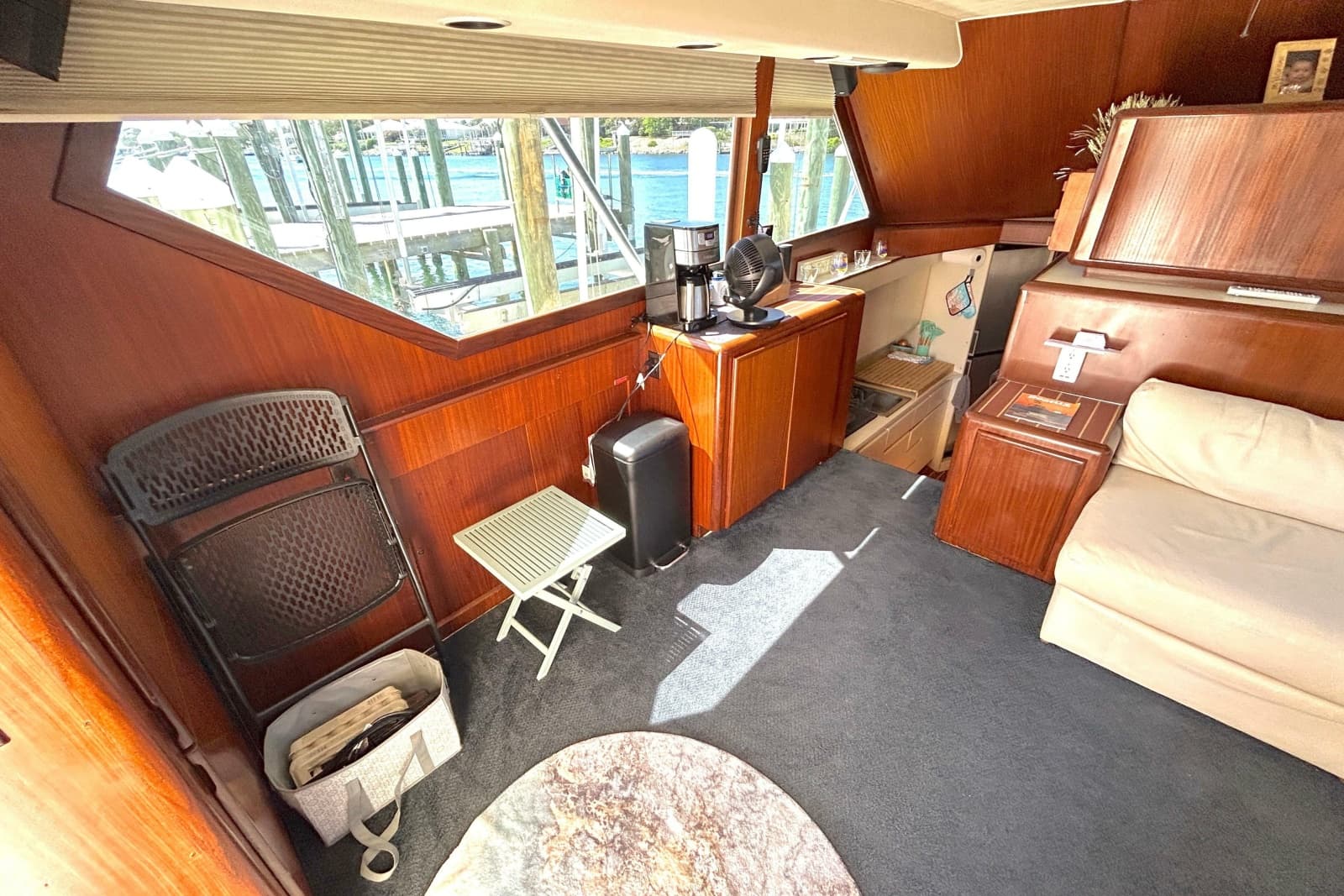 1989 Hatteras 45 Convertible - Photo 21