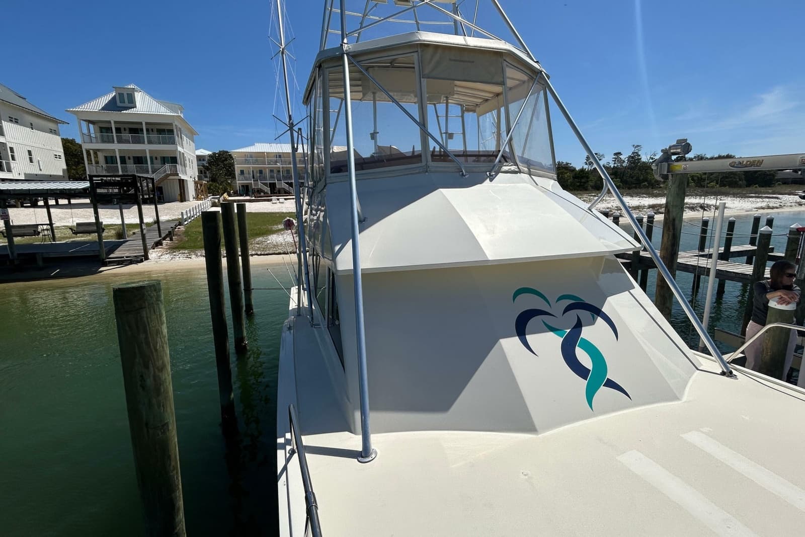 1989 Hatteras 45 Convertible - Photo 13