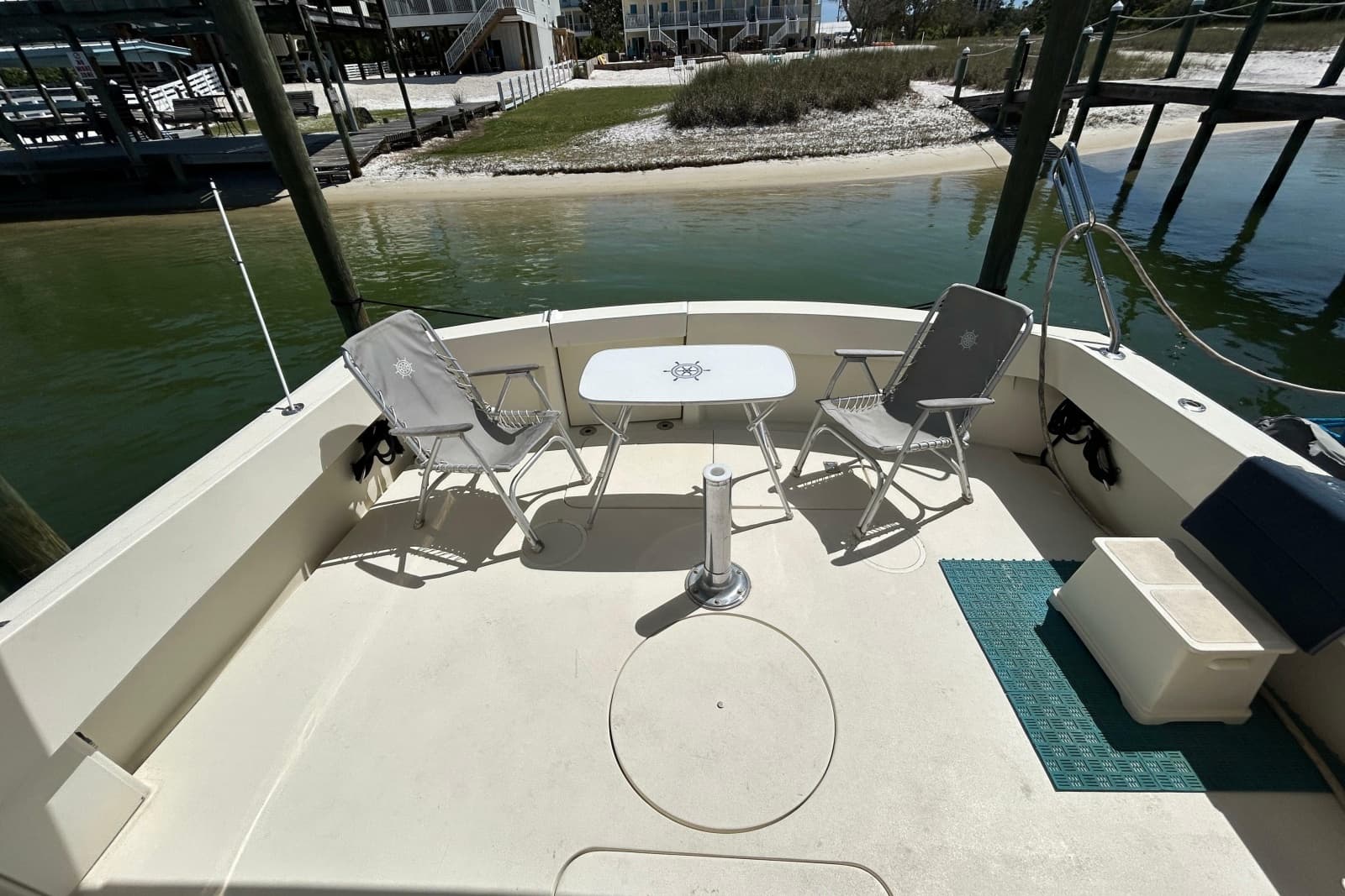 1989 Hatteras 45 Convertible - Photo 9