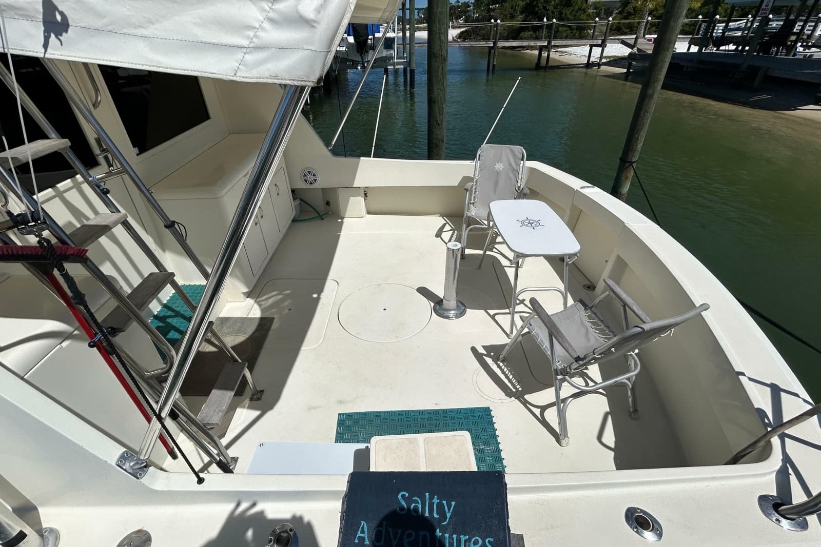 1989 Hatteras 45 Convertible - Photo 8