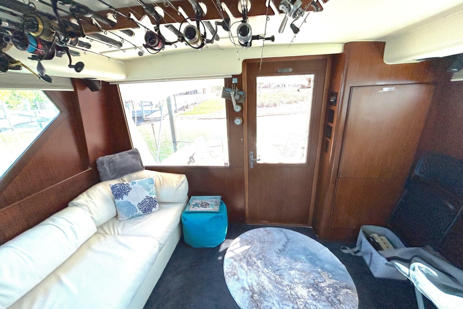 1989 Hatteras 45 Convertible - Photo 24