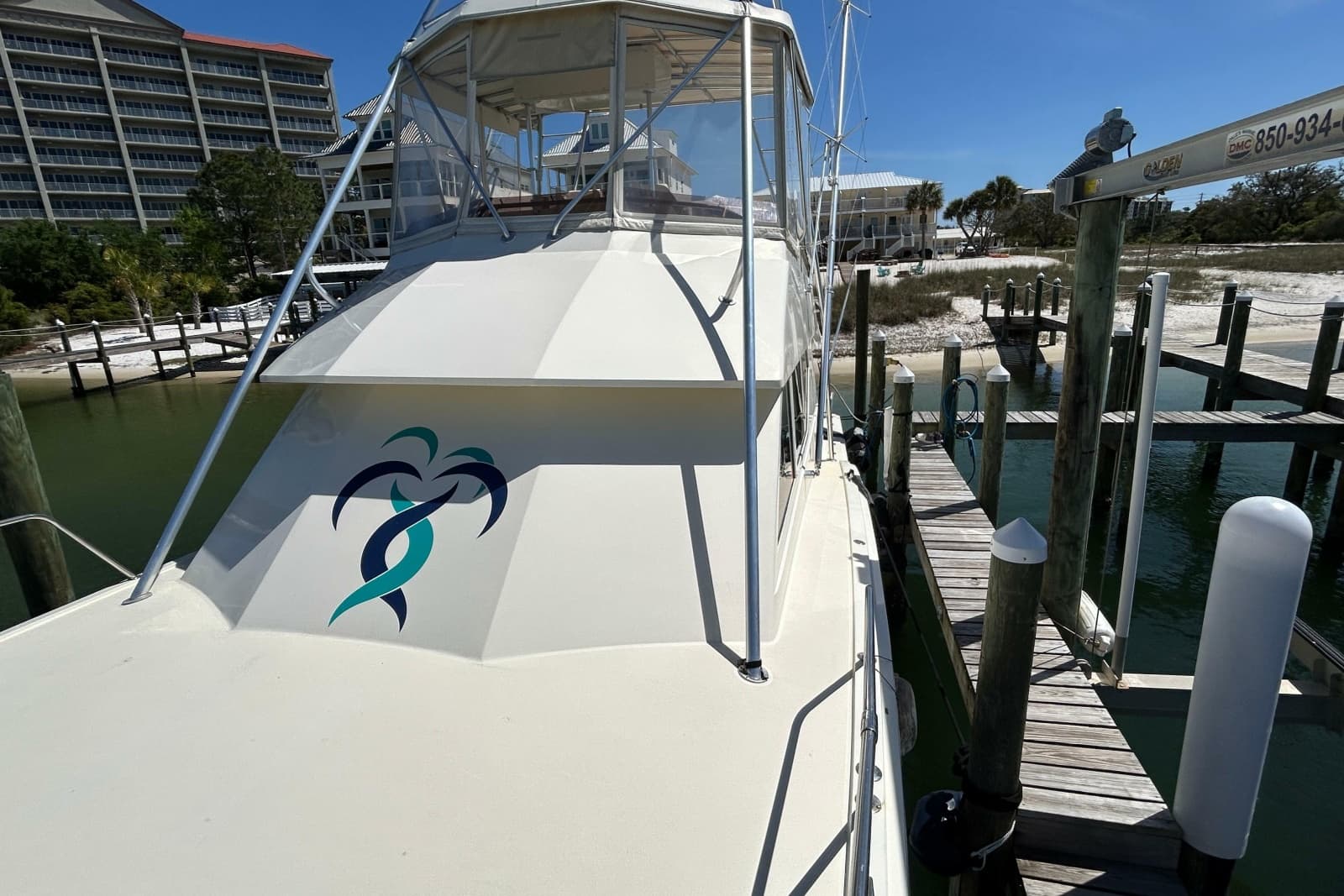 1989 Hatteras 45 Convertible - Photo 14