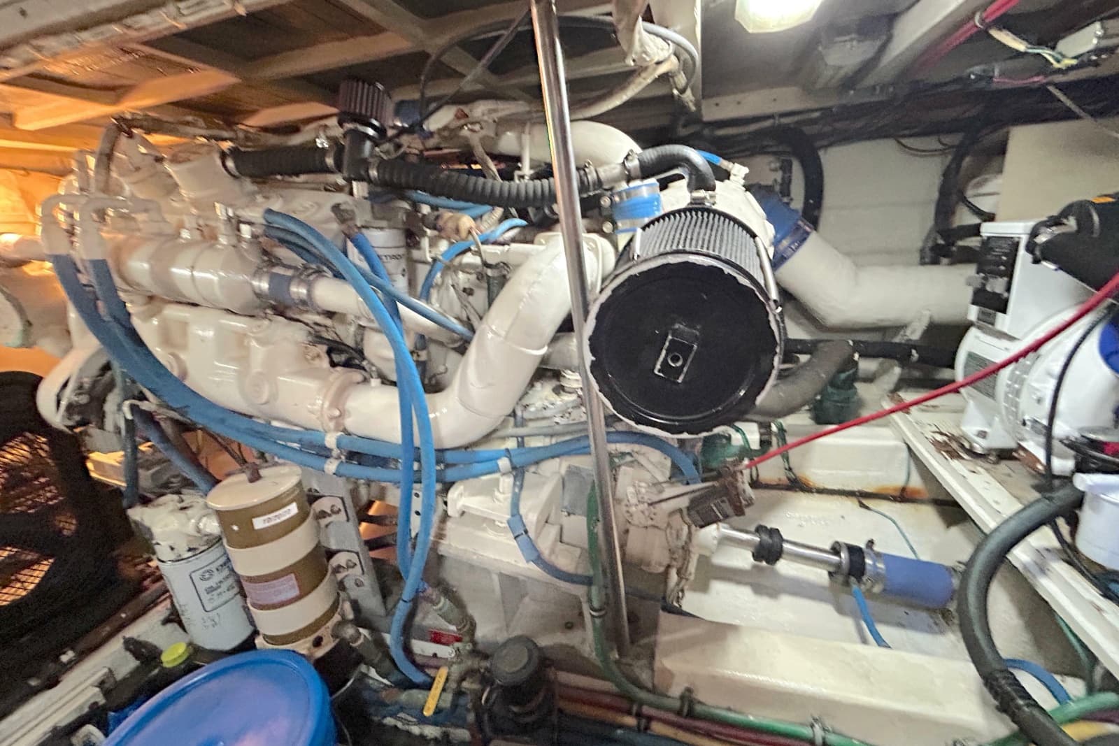 1989 Hatteras 45 Convertible - Photo 58