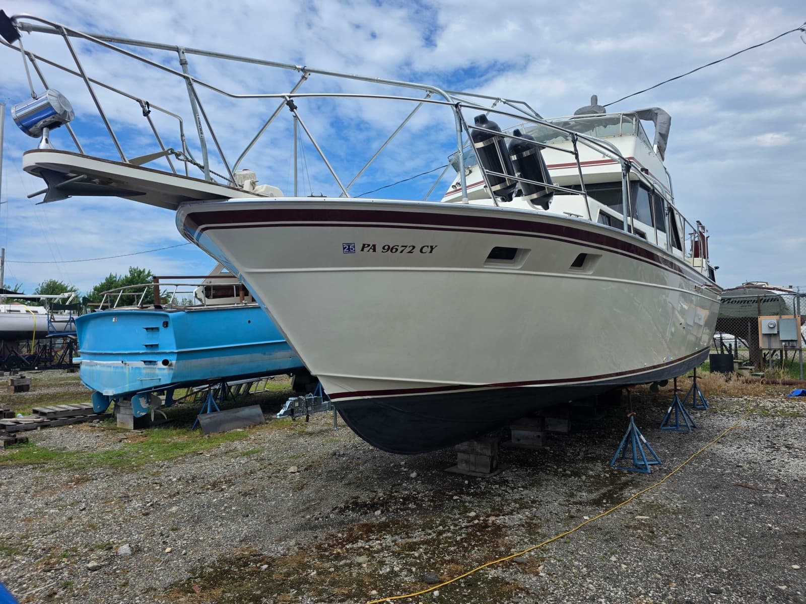 1988 Marinette 37 Motor Yacht - Photo 1