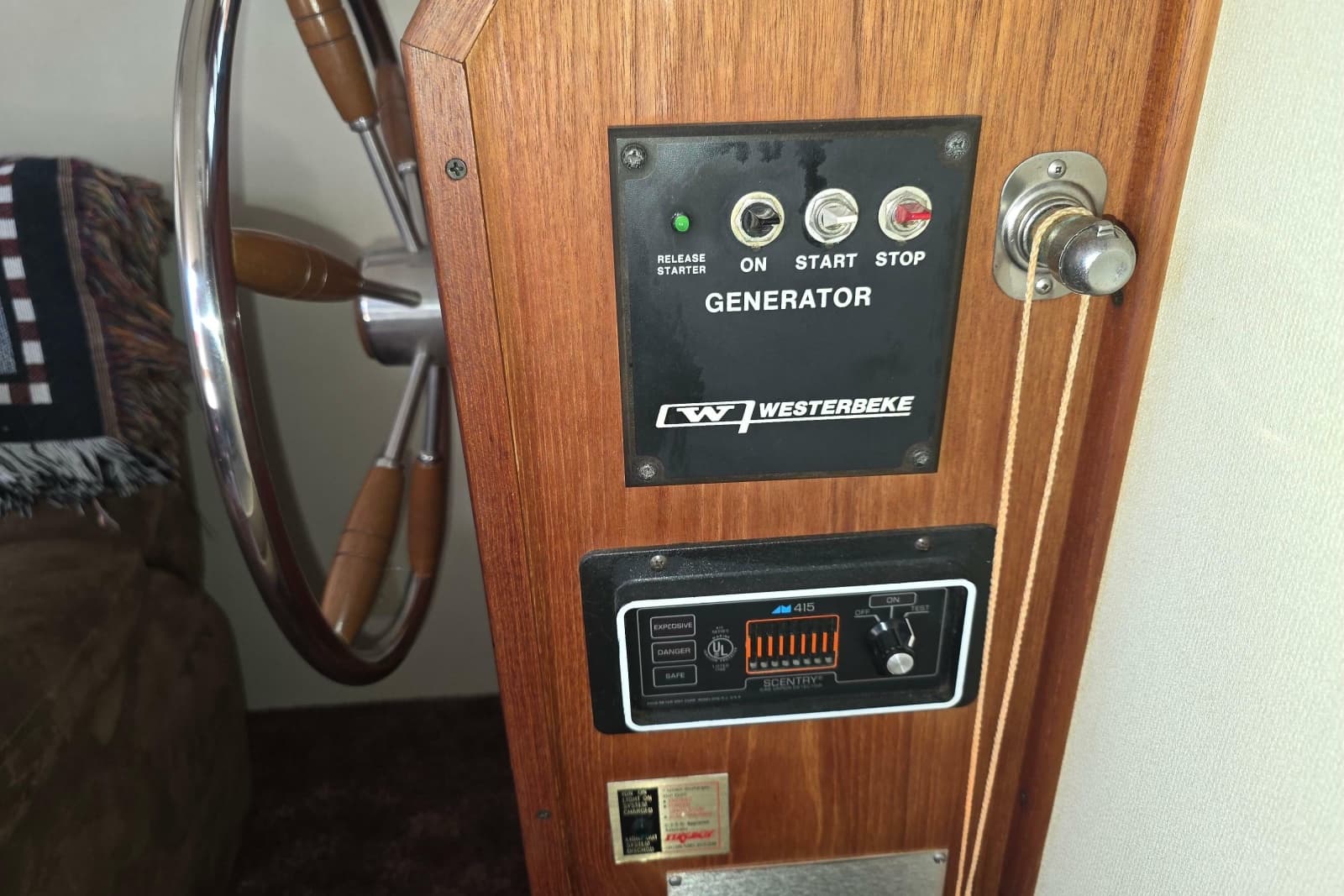 1988 Marinette 37 Motor Yacht - Photo 37