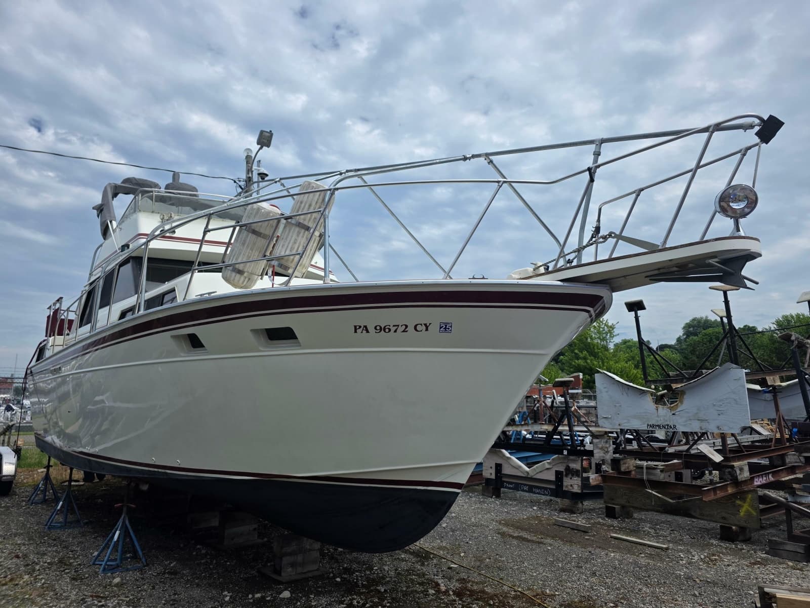 1988 Marinette 37 Motor Yacht - Photo 2