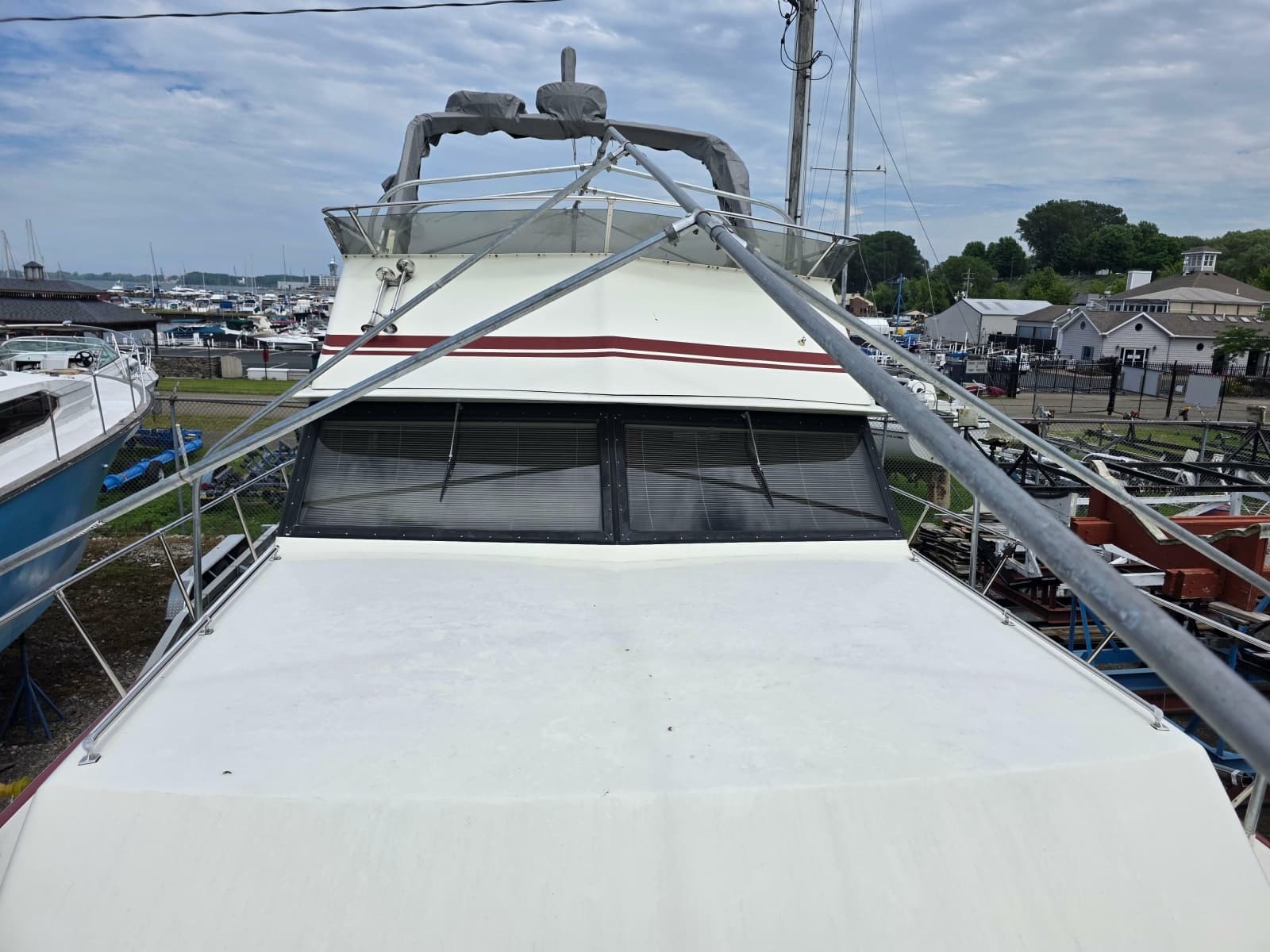 1988 Marinette 37 Motor Yacht - Photo 8
