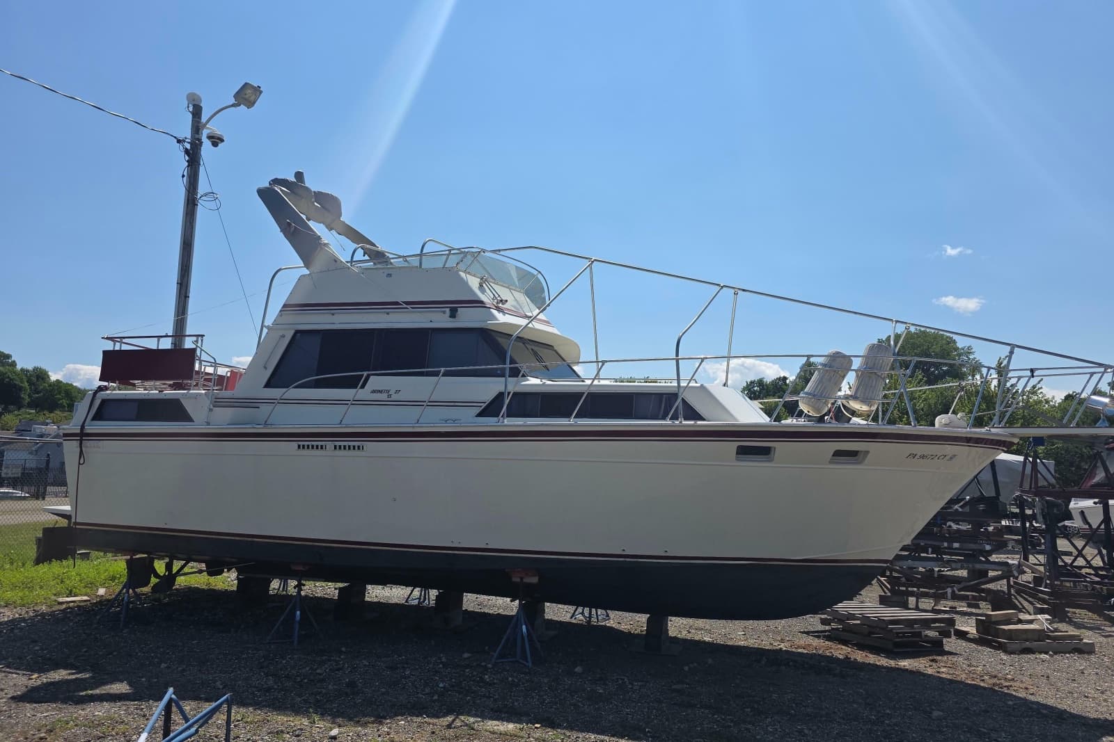 1988 Marinette 37 Motor Yacht - Photo 36