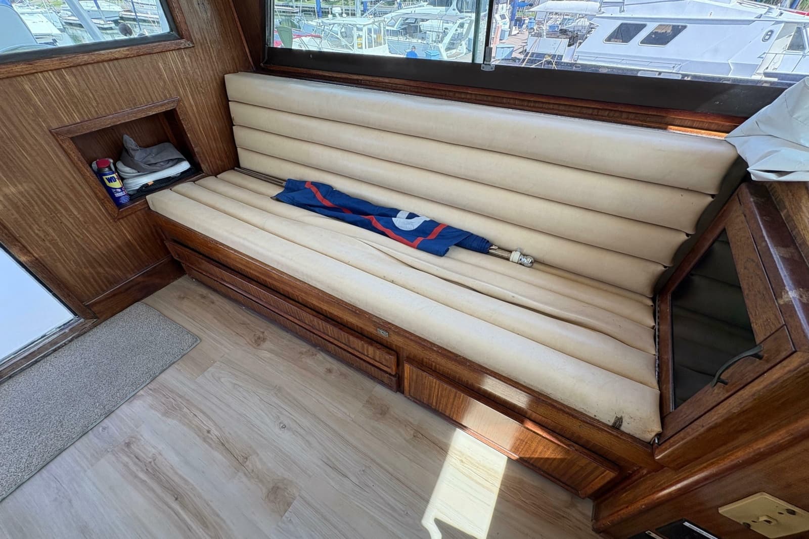 1985 Hatteras 60 Convertible - Photo 39
