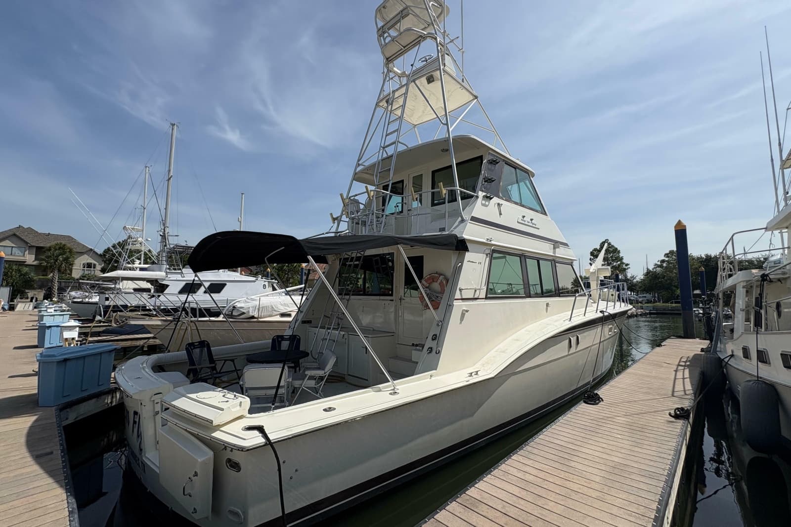1985 Hatteras 60 Convertible - Photo 27