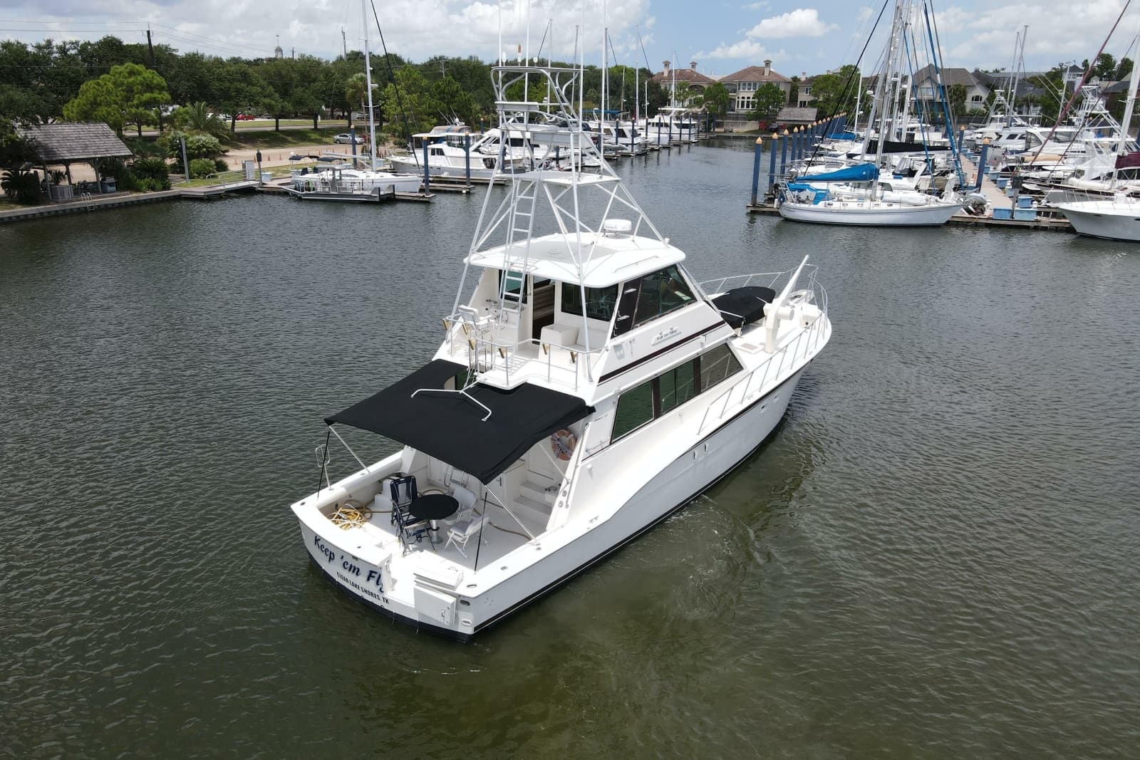 1985 Hatteras 60 Convertible - Photo 4