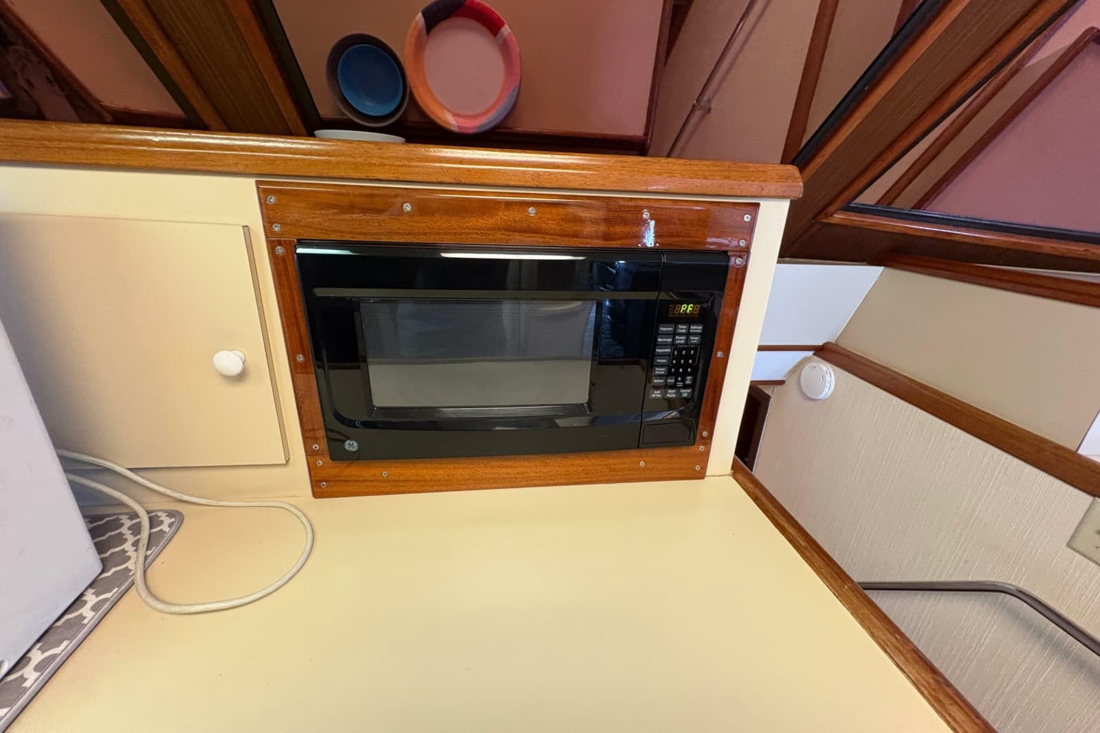 1985 Hatteras 60 Convertible - Photo 76