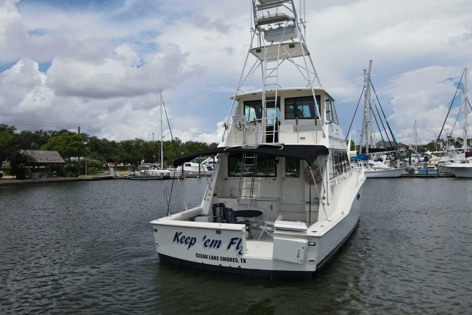 1985 Hatteras 60 Convertible - Photo 7