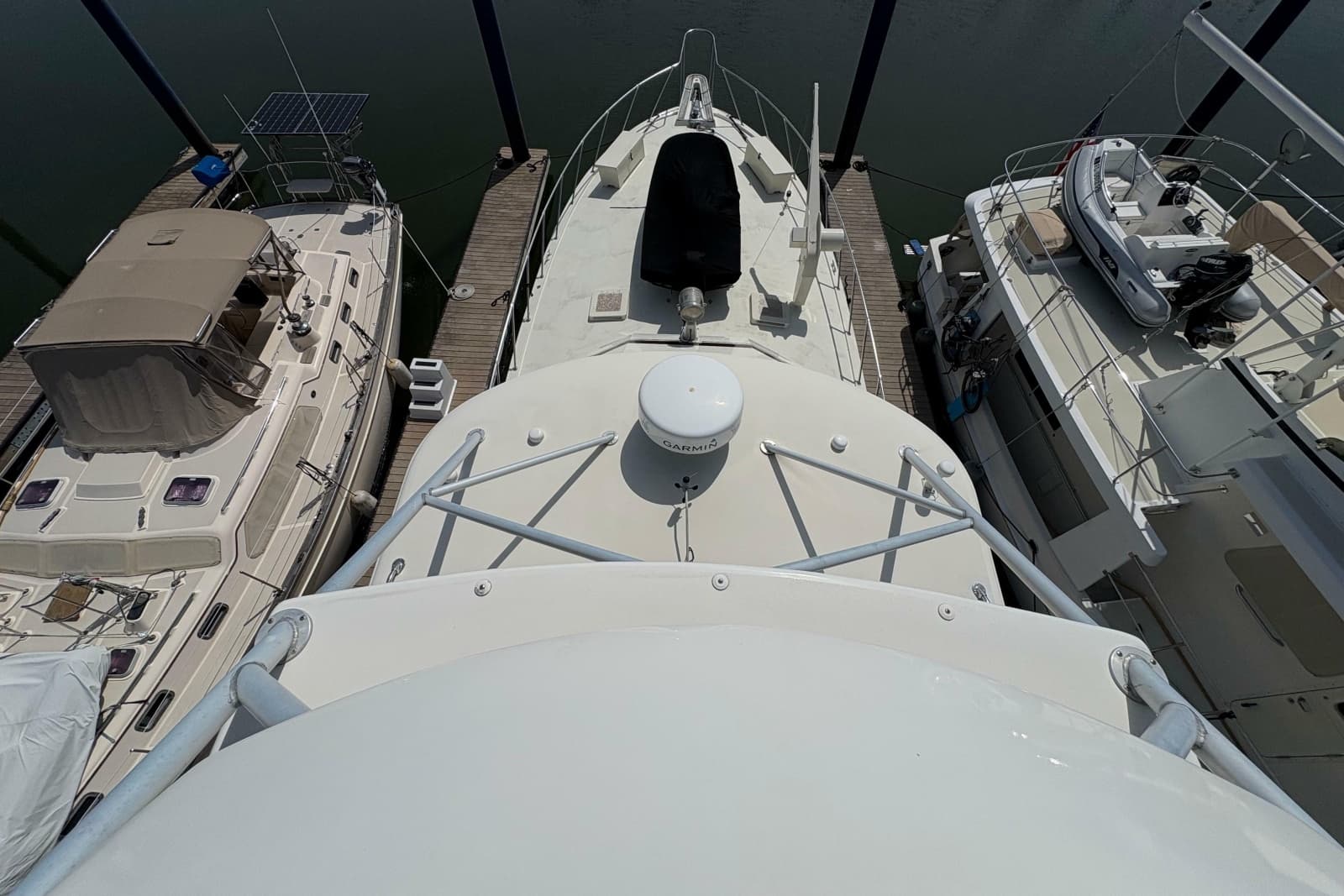 1985 Hatteras 60 Convertible - Photo 34