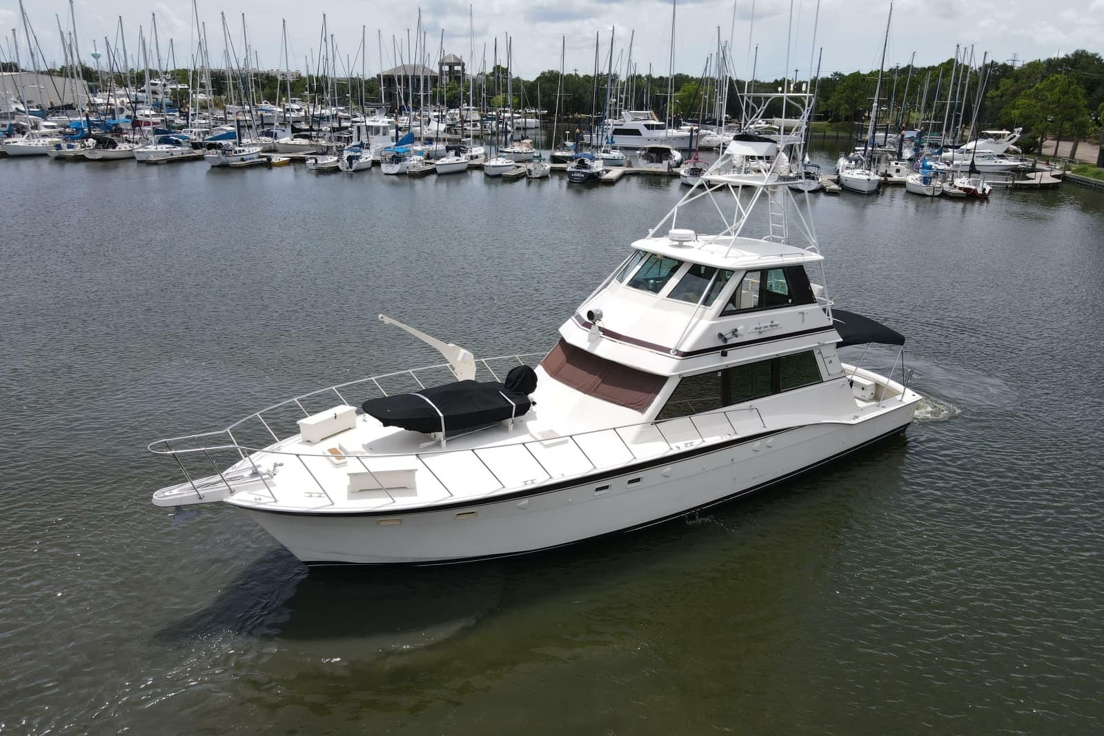 1985 Hatteras 60 Convertible - Photo 2