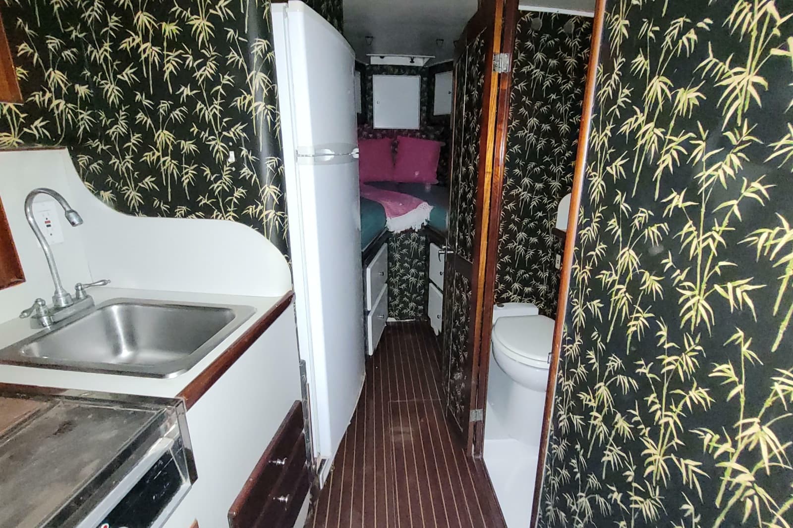 1984 Sunny Briggs 37 Express - Photo 11
