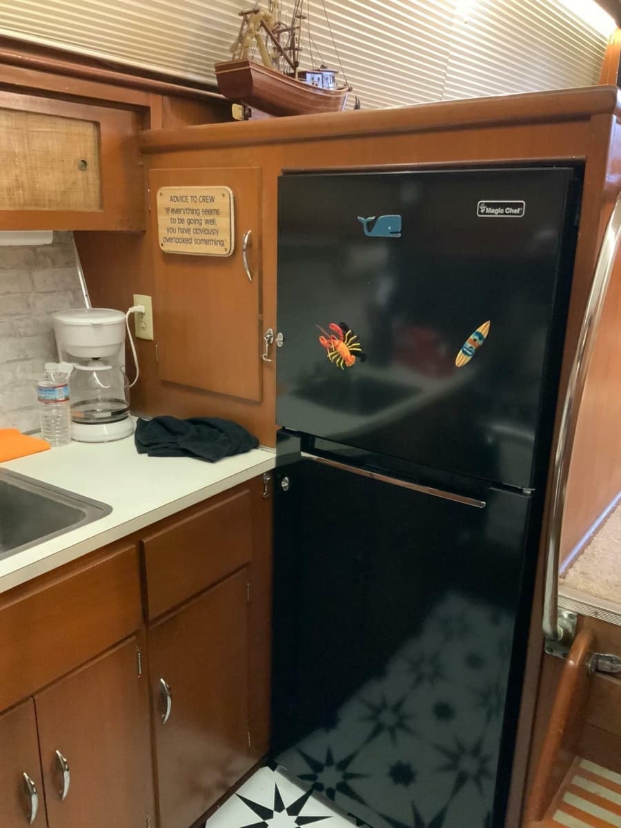1969 Hatteras 41 Twin Cabin - Photo 42