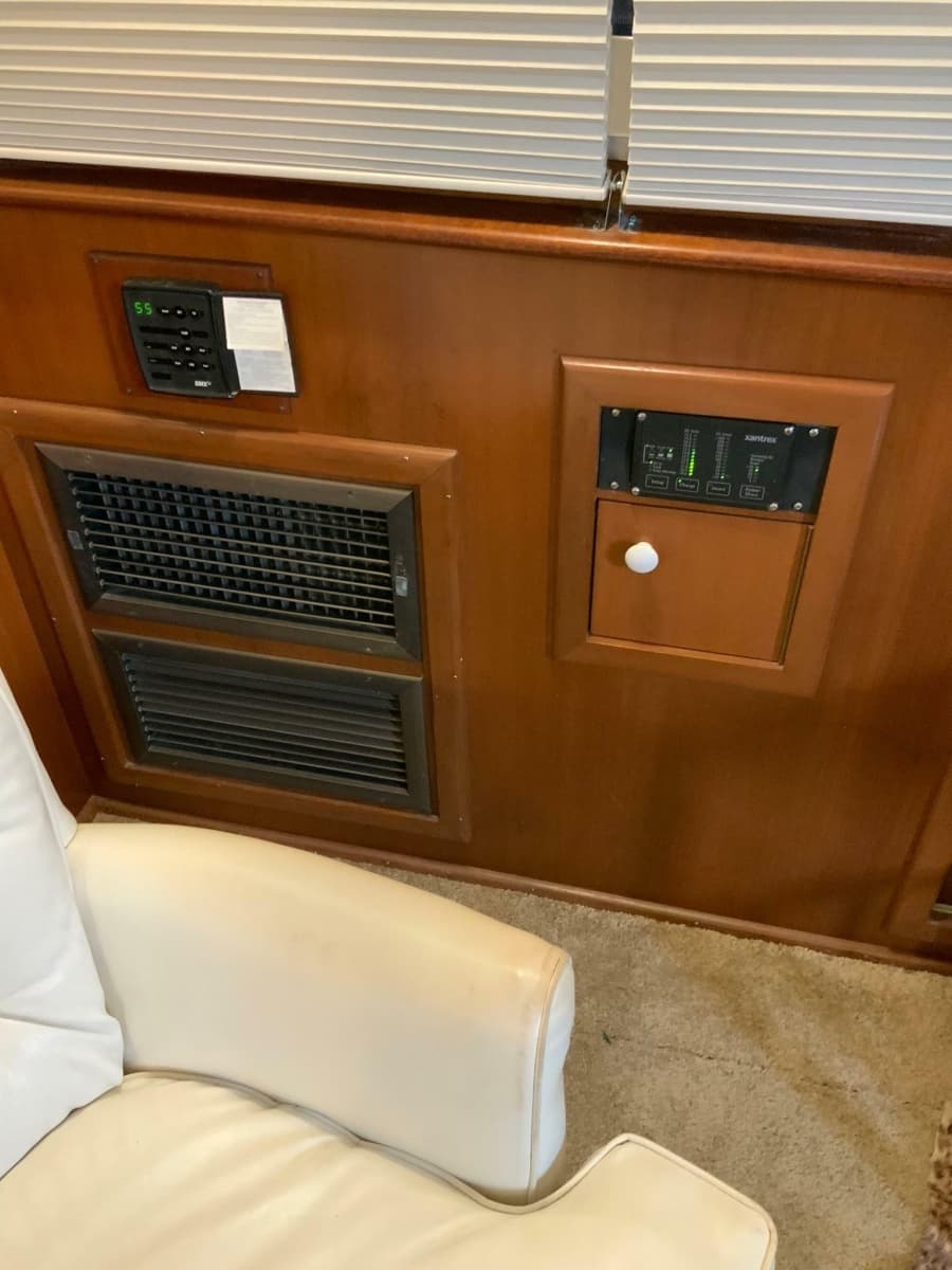 1969 Hatteras 41 Twin Cabin - Photo 39