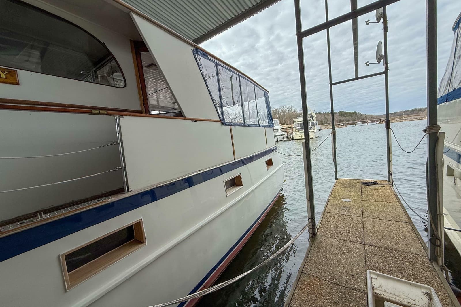 1956 Burger Pilothouse - Photo 5