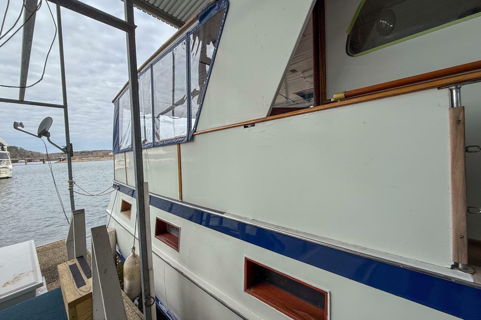 1956 Burger Pilothouse - Photo 9