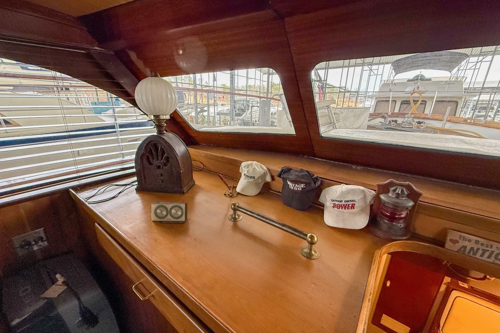 1956 Burger Pilothouse - Photo 31