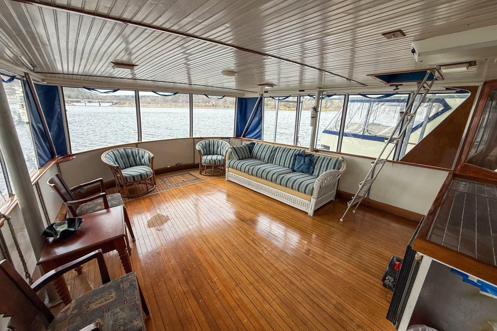 1956 Burger Pilothouse - Photo 19