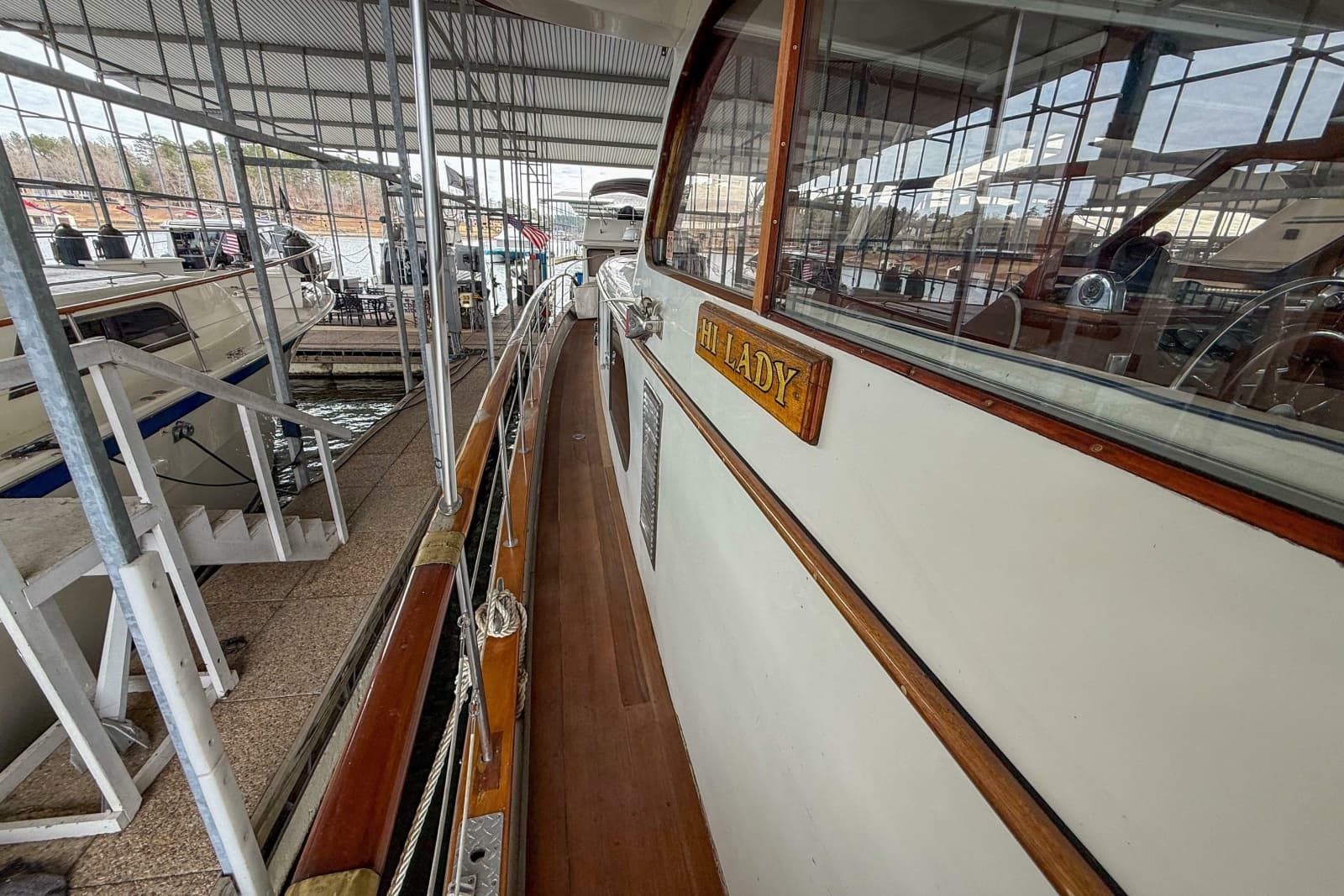 1956 Burger Pilothouse - Photo 13