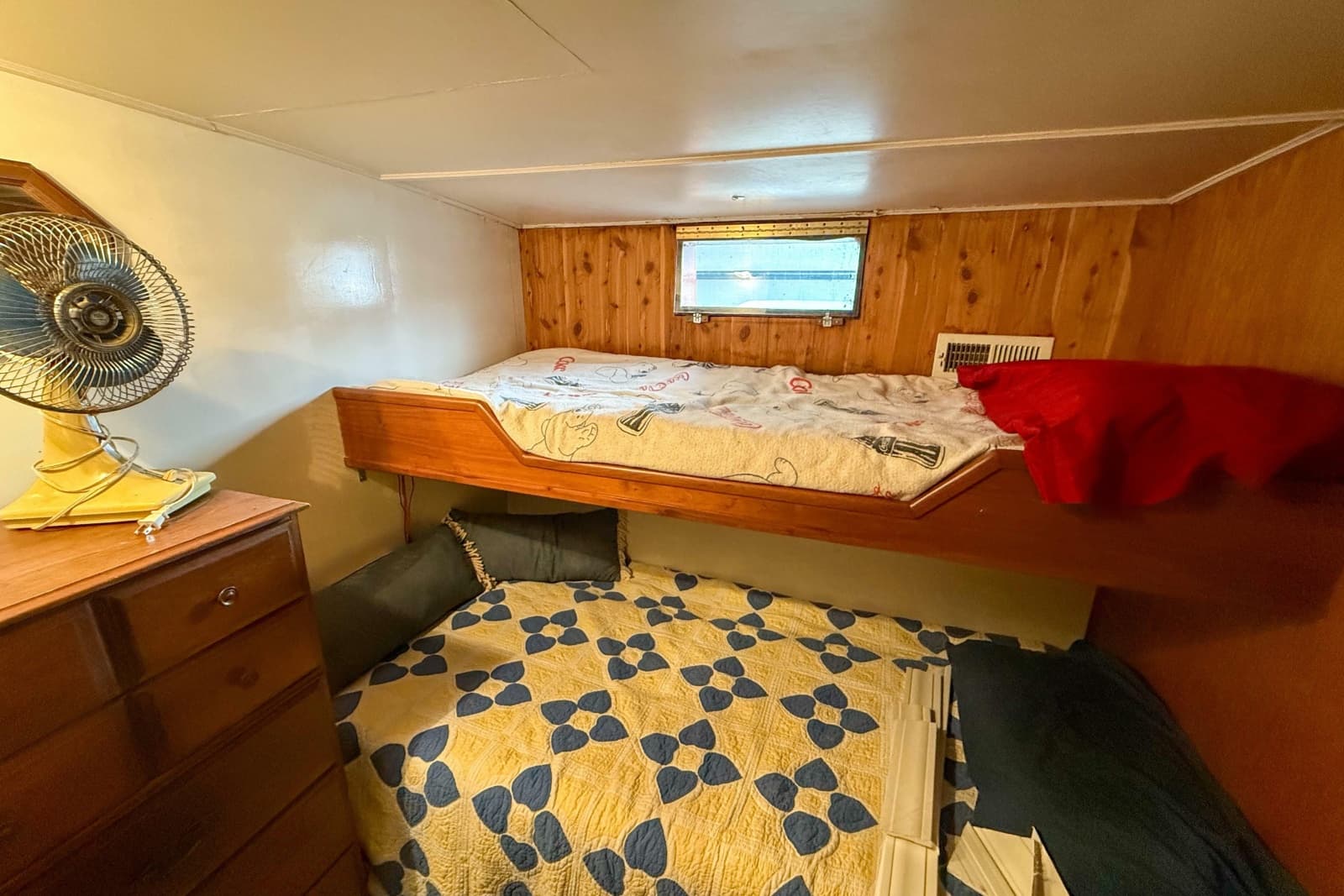 1956 Burger Pilothouse - Photo 36
