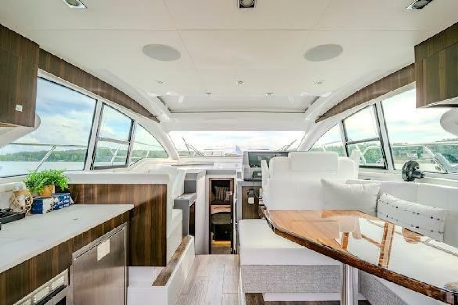 2023 Cruisers Yachts 42 Cantius - Photo 41