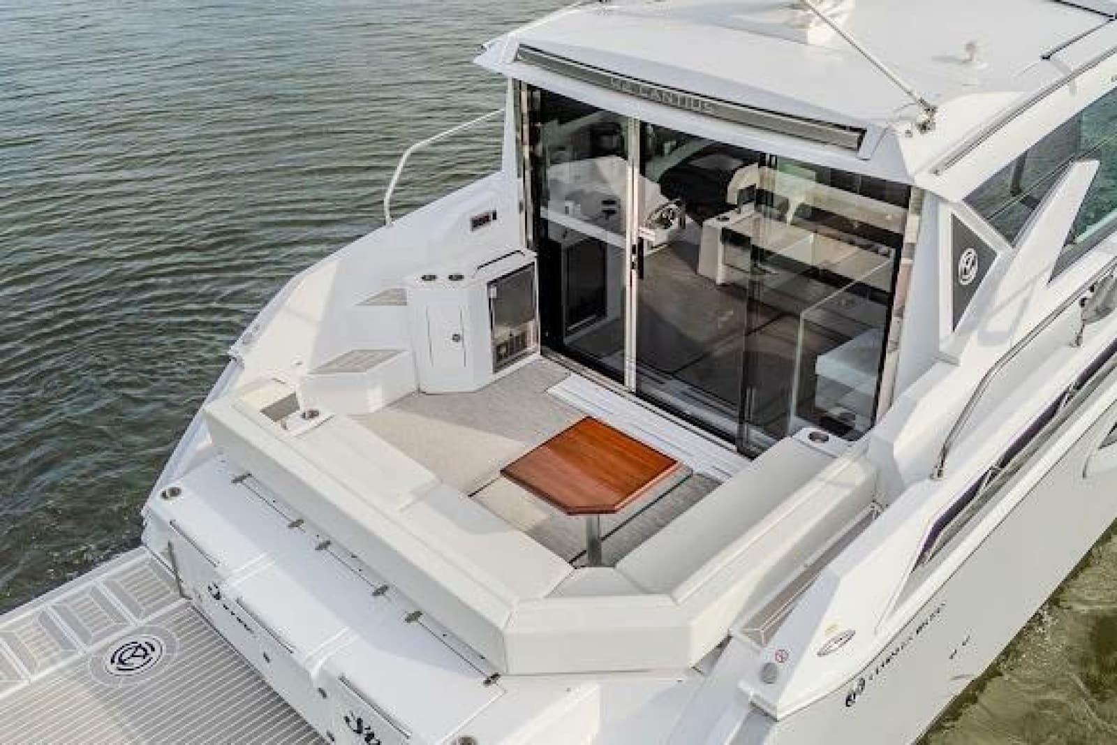 2023 Cruisers Yachts 42 Cantius - Photo 15