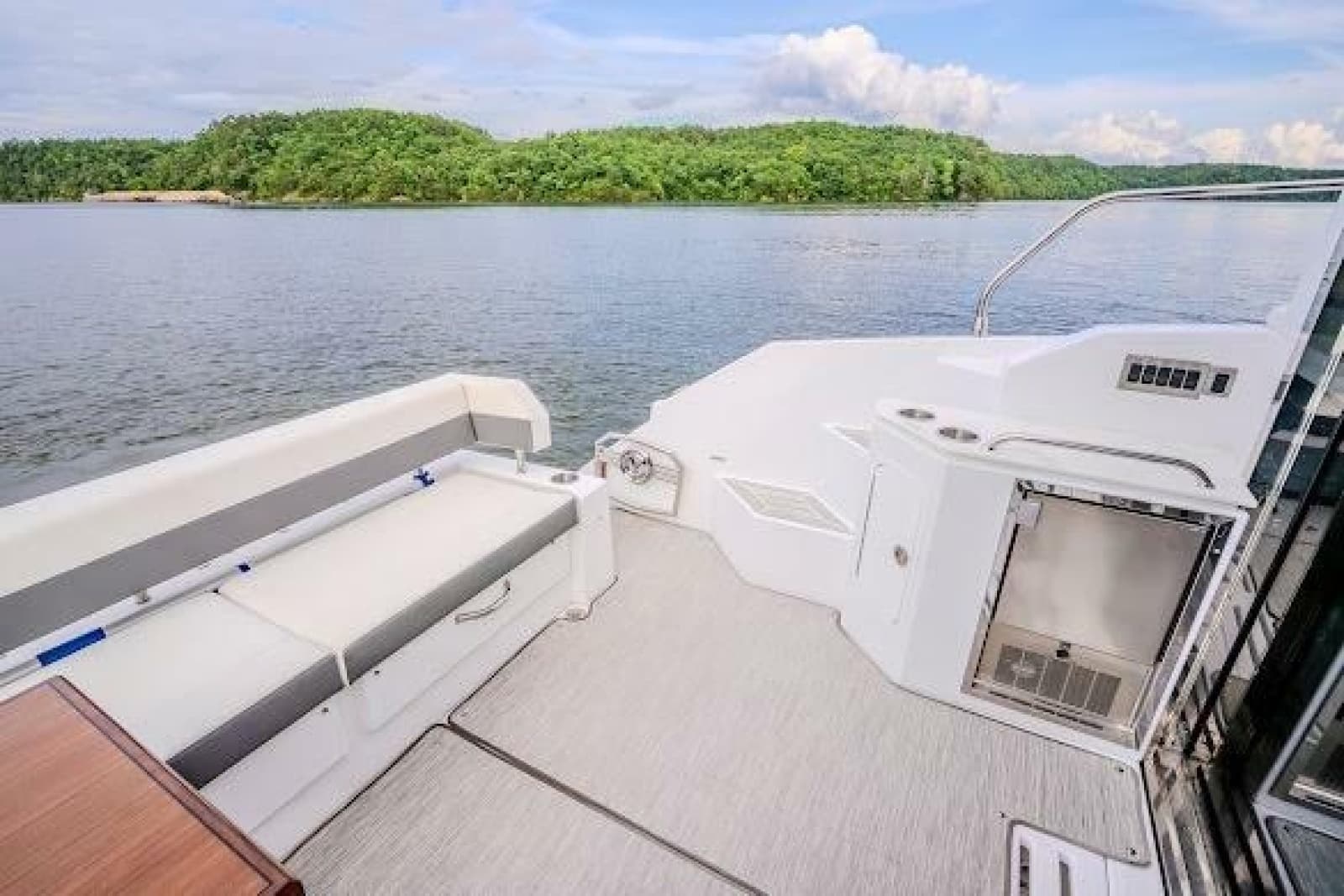 2023 Cruisers Yachts 42 Cantius - Photo 34