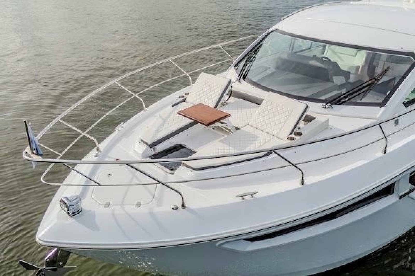 2023 Cruisers Yachts 42 Cantius - Photo 10
