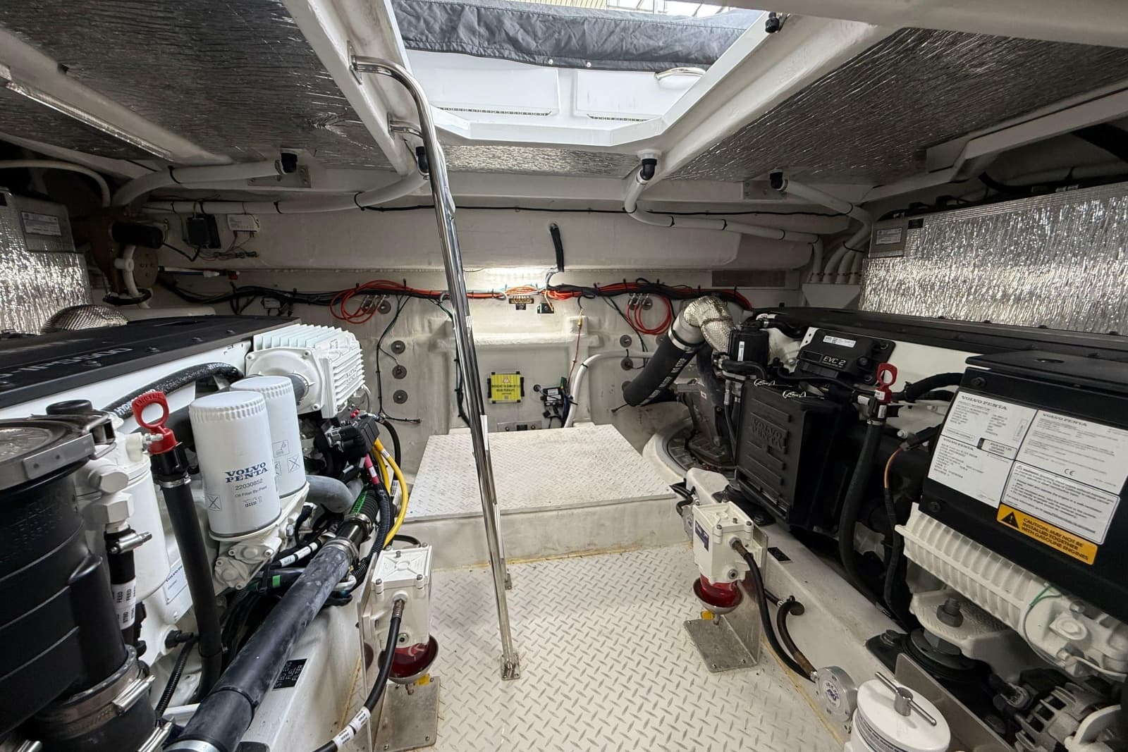 2023 Cruisers Yachts 42 Cantius - Photo 59