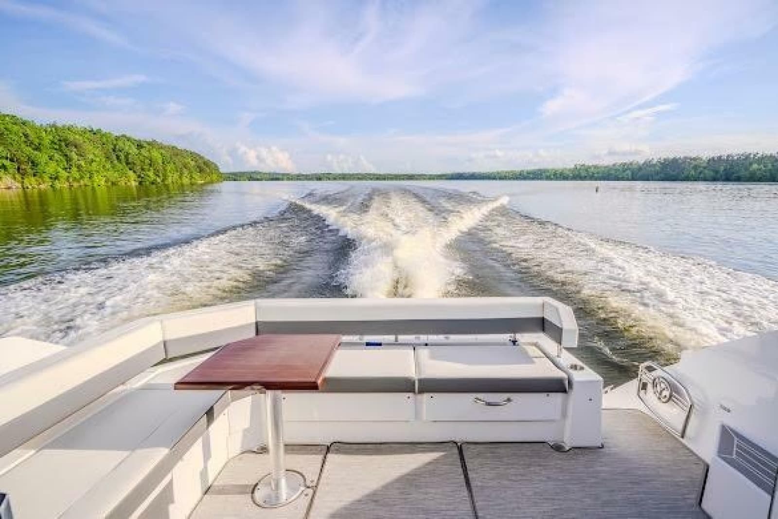 2023 Cruisers Yachts 42 Cantius - Photo 38