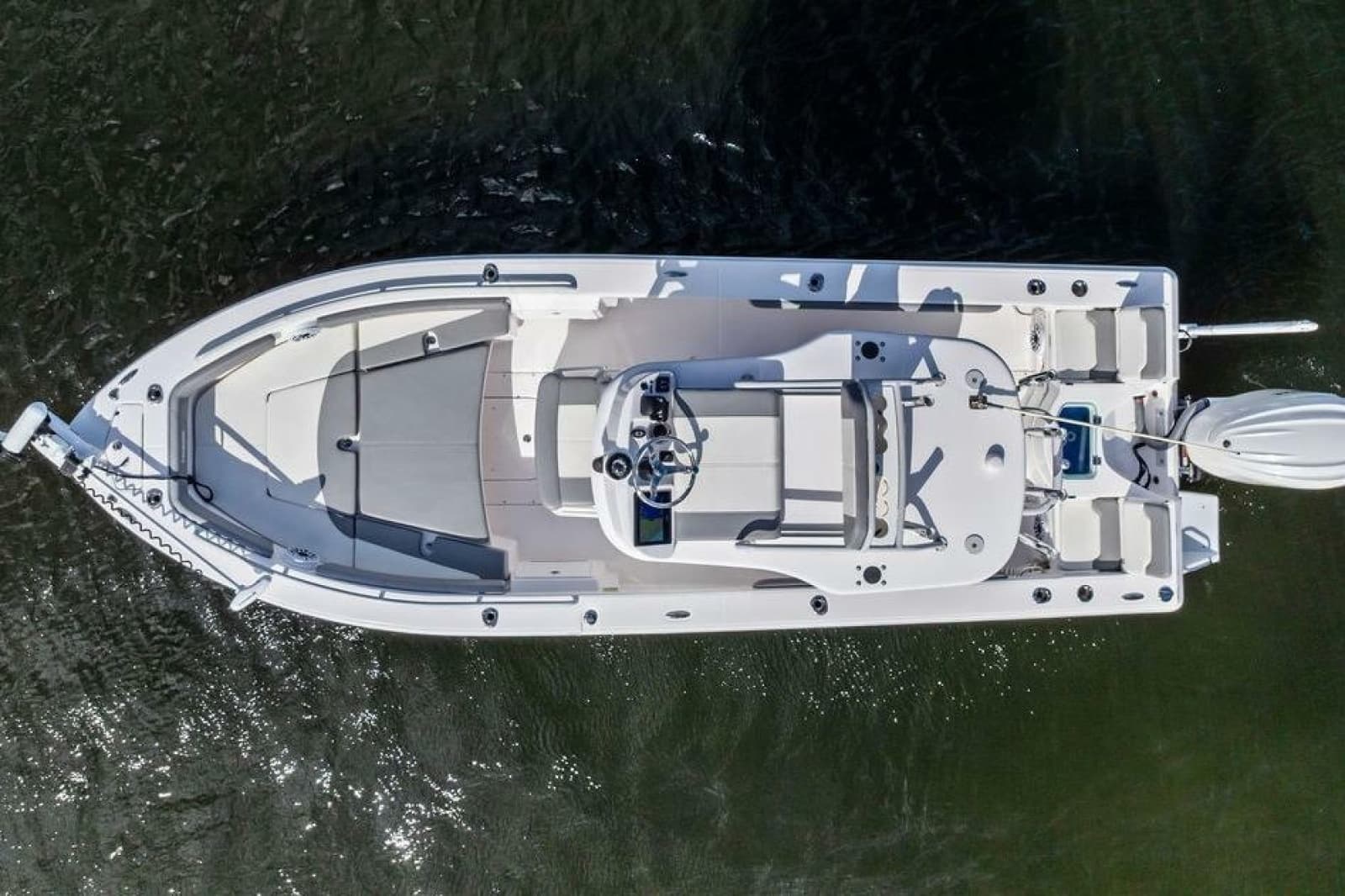 2023 Everglades 243 Center Console - Photo 12